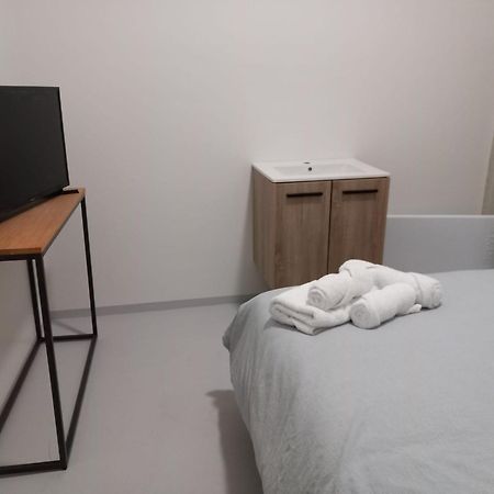 Chez Jean Claude Chambre 2 Personnes Вавр Экстерьер фото